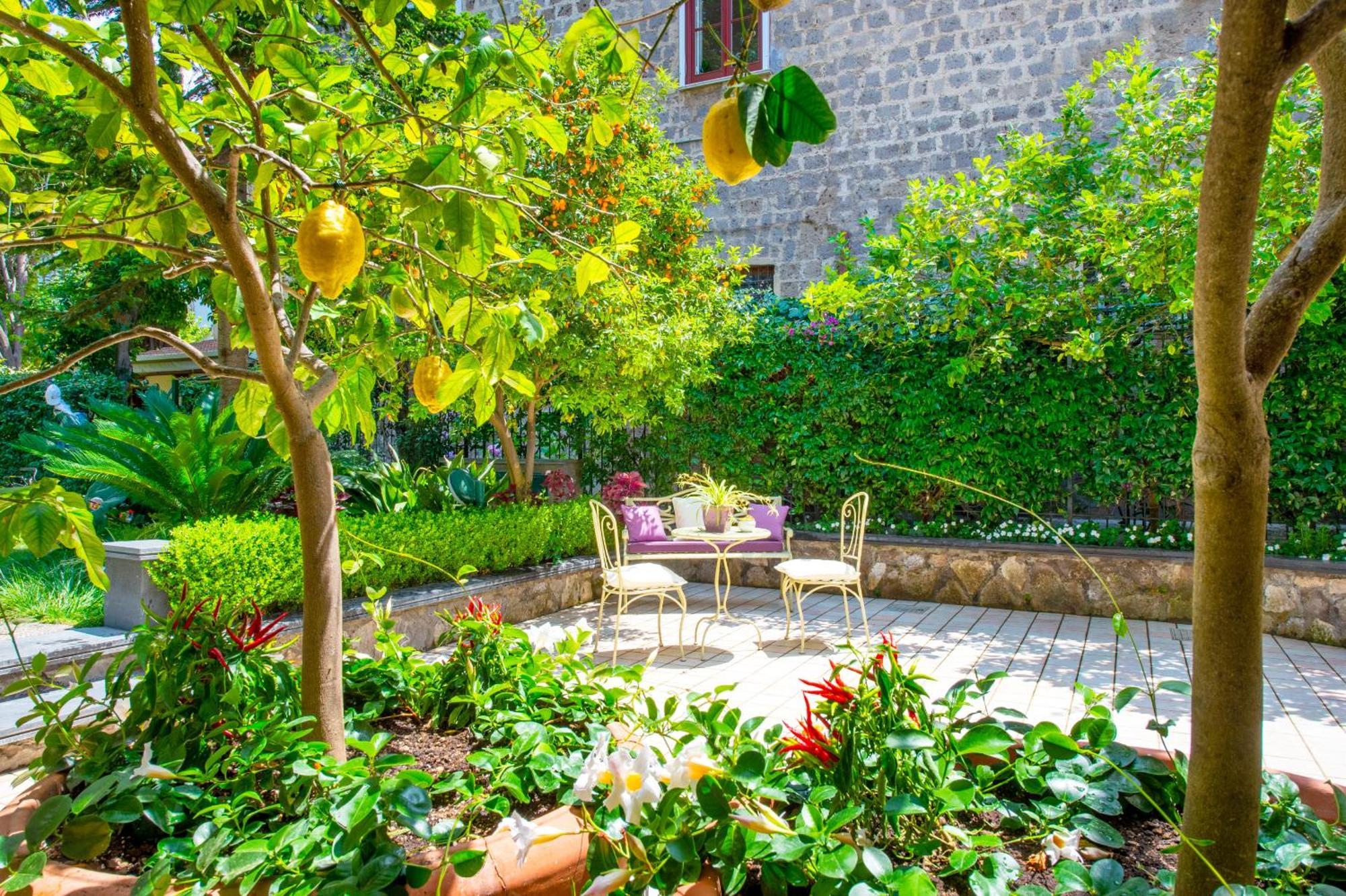 Sorrentovibes - Villa In Sorrento Center With Gardens And Outdoor Space Exterior foto